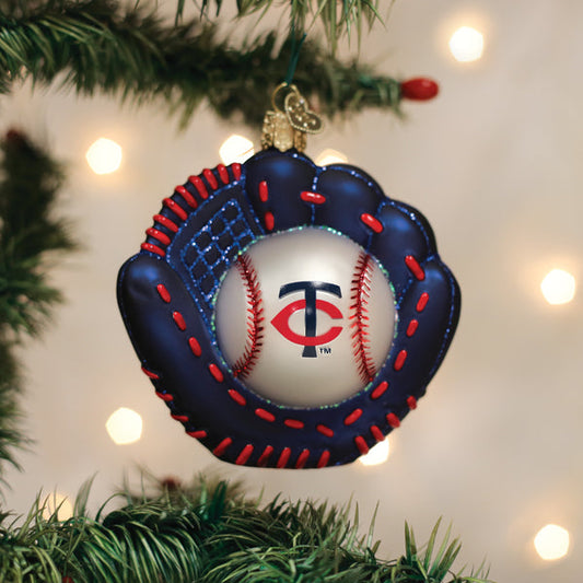 Old World Christmas Minnesota Twins Baseball Mitt Glass Ornament