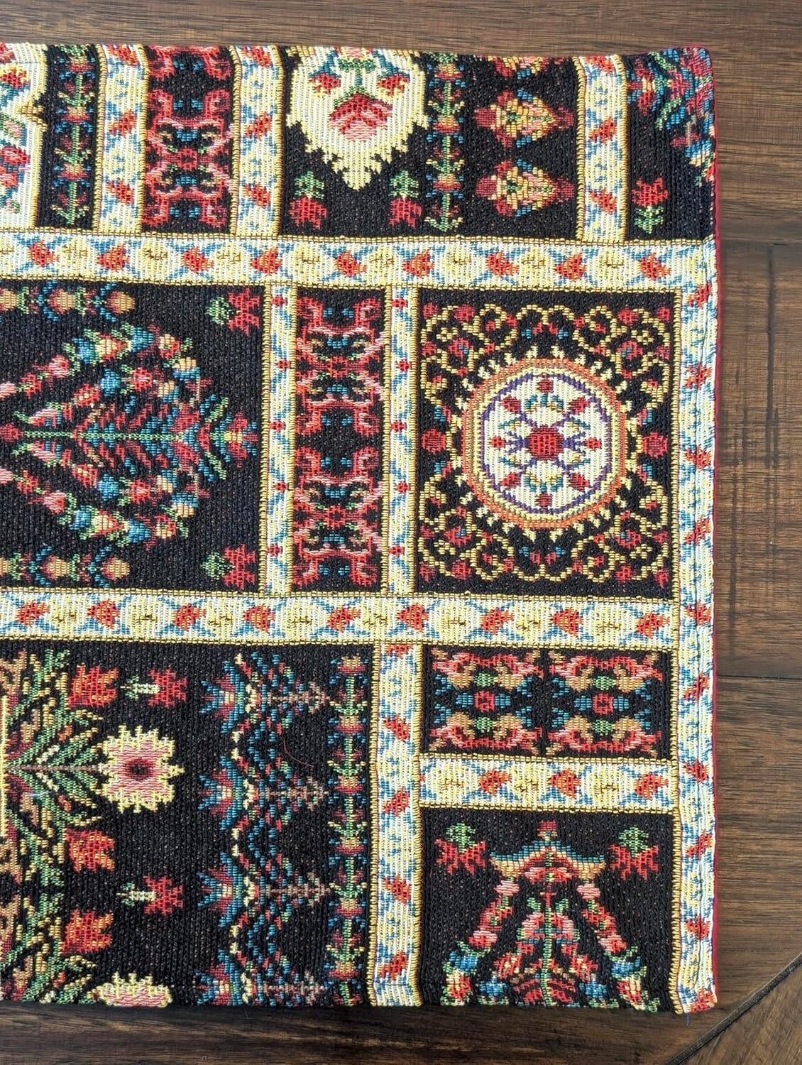 Set of 4-Pieces Dark Noir Mughal Floral Botanical Vintage Fleur Tapestry Placemats 13" x 19" (18197)