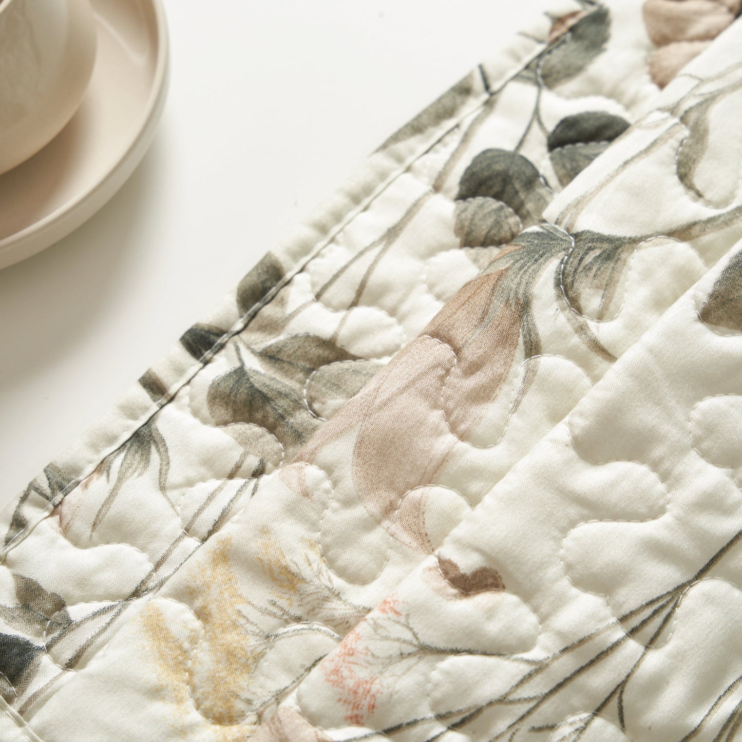 Enchanted Meadow Placemats - Set of 4, Floral Elegance