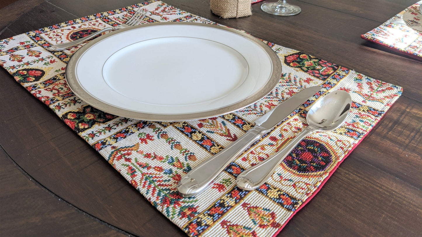 Set of 4-Pieces Light White Mughal Floral Botanical Cottage Fleur Tapestry Placemats 13" x 19" (18196)