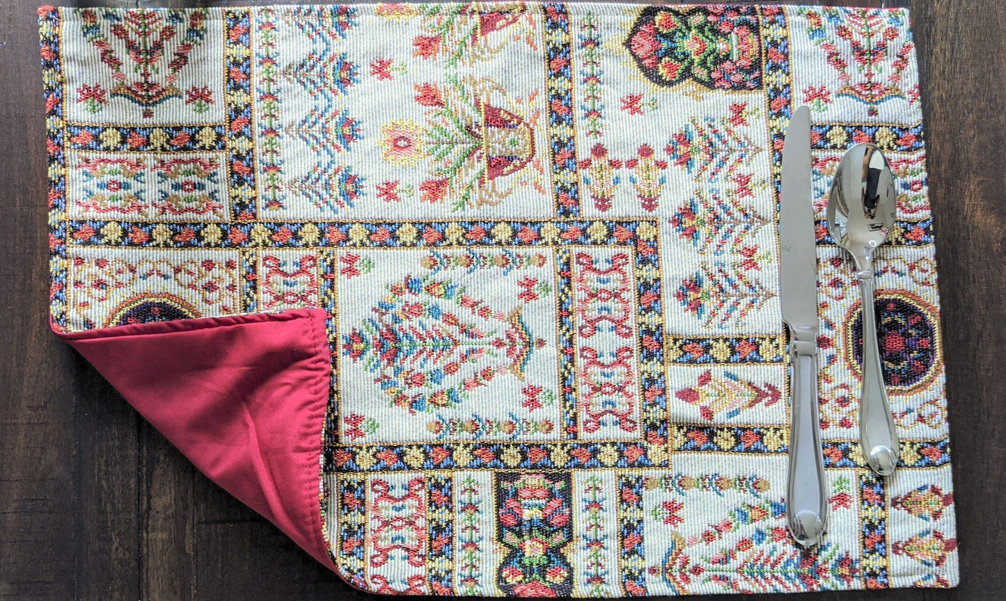 Set of 4-Pieces Light White Mughal Floral Botanical Cottage Fleur Tapestry Placemats 13" x 19" (18196)