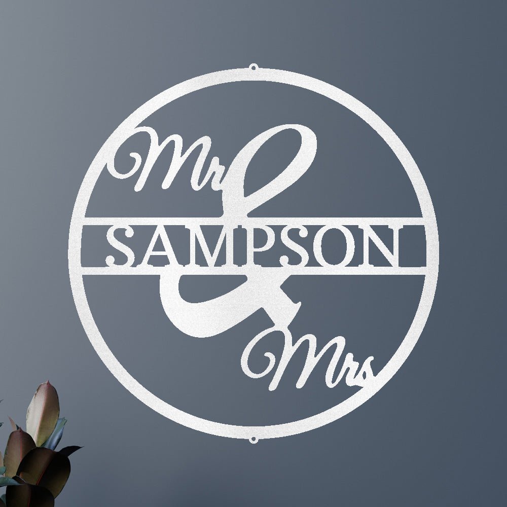 Mr and Mrs Circle Metal Sign - Personalized Wedding Anniversary Wall Art