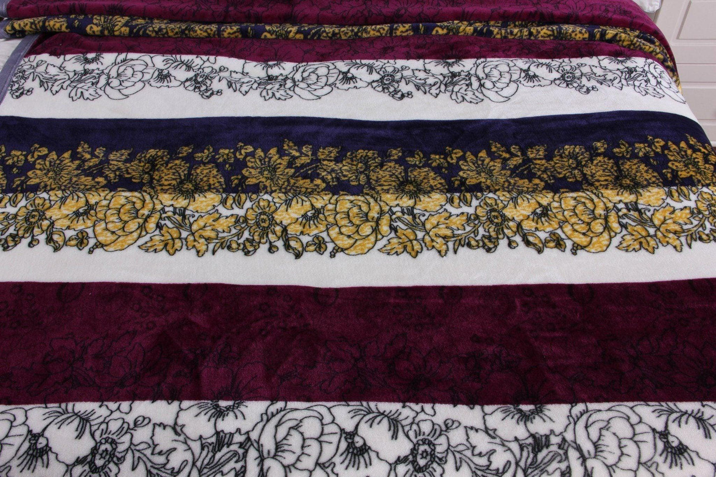 Botanical Floral Striped Carnations Mink Flannel Fleece Throw Blanket