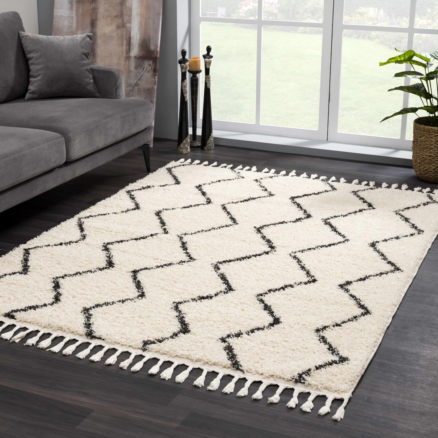 West End Luxe Plush Area Rug - Cozy Elegance