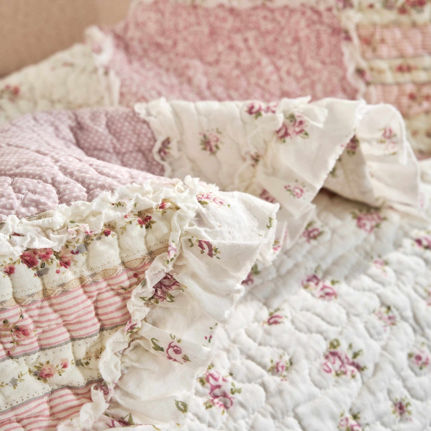 Cotton Patchwork Throw Blanket - Floral Cottage Quilted Reversible Blush Pink & Cream