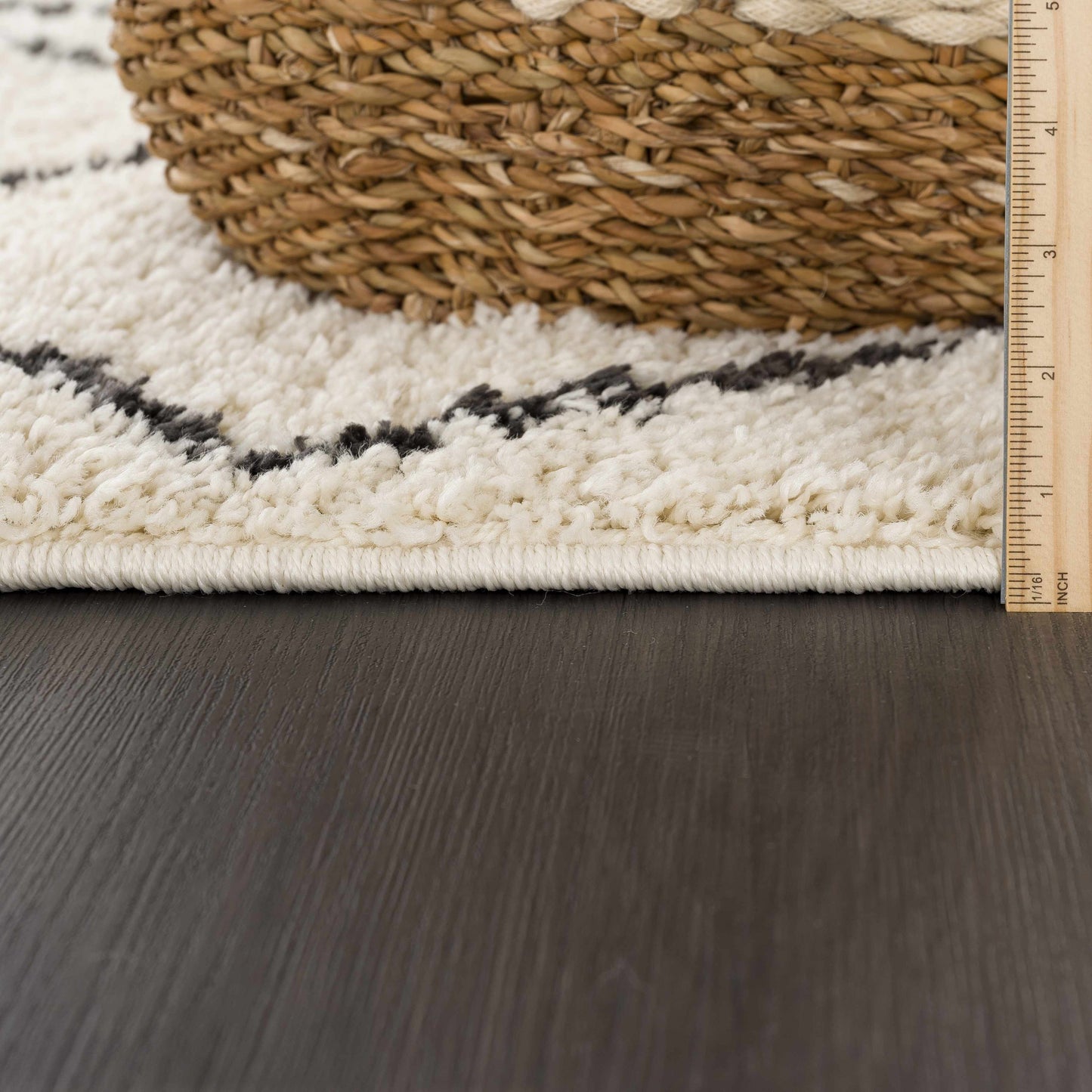 West End Luxe Plush Area Rug - Cozy Elegance