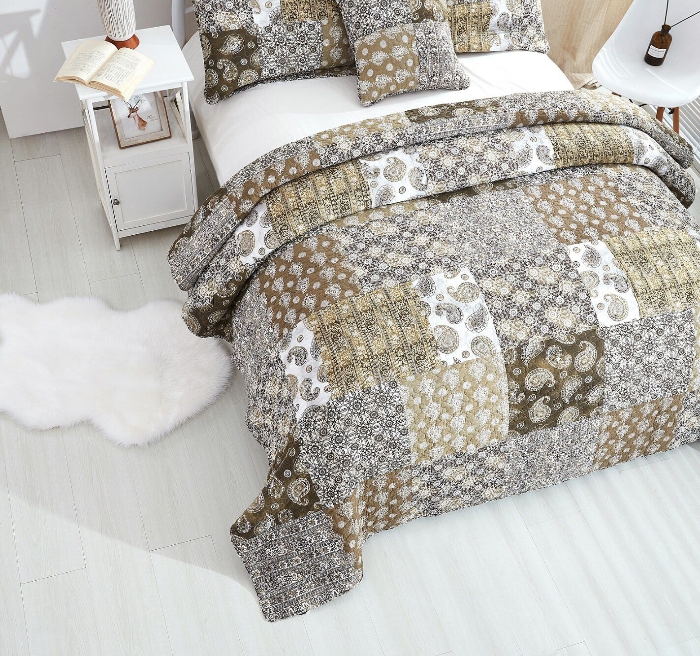 Bed in a Bag Bundle Set - Bohemian Paisley Dreams Floral Olive Brown Patchwork Bedspread Set (JHW885)