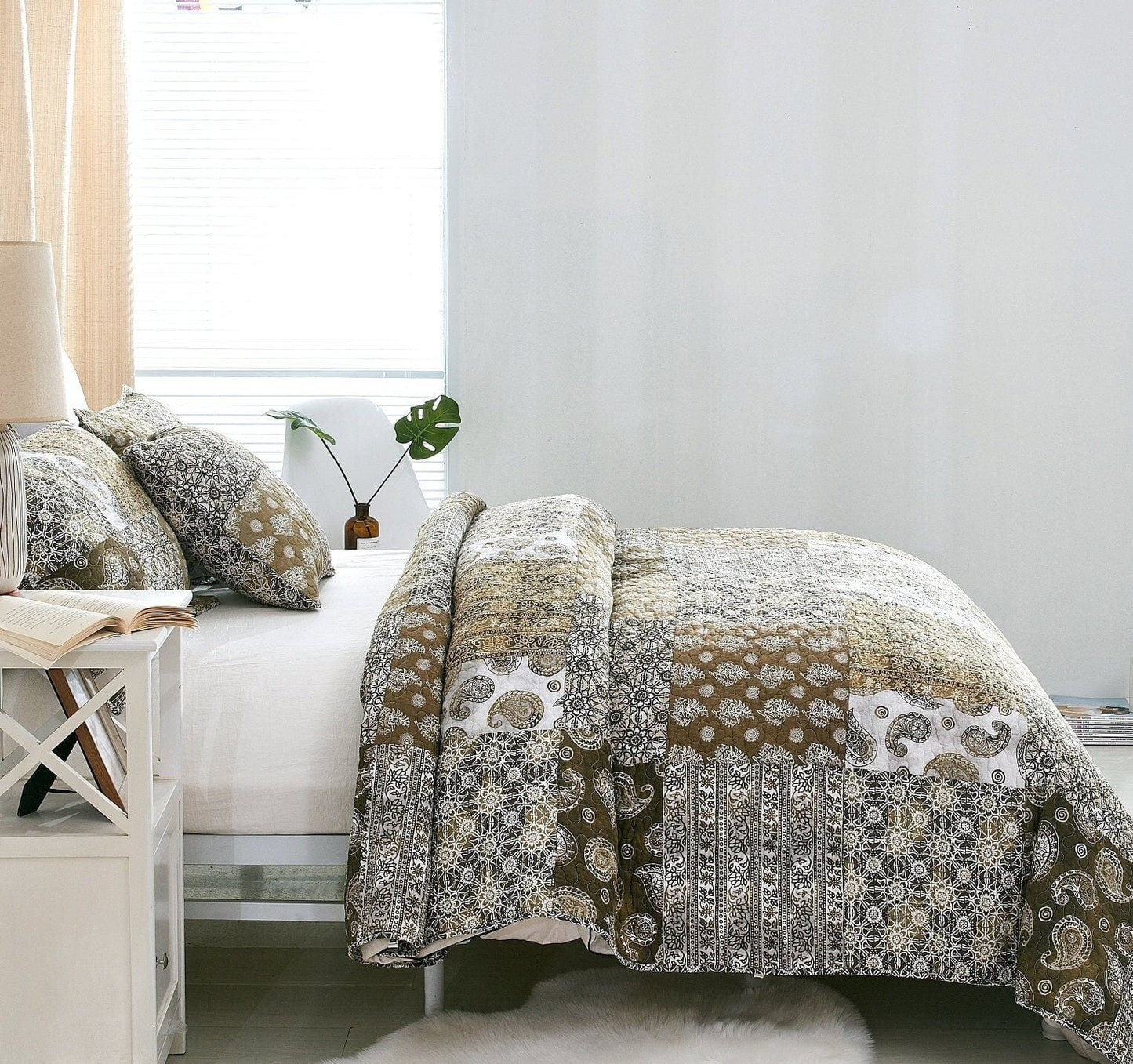 Bed in a Bag Bundle Set - Bohemian Paisley Dreams Floral Olive Brown Patchwork Bedspread Set (JHW885)