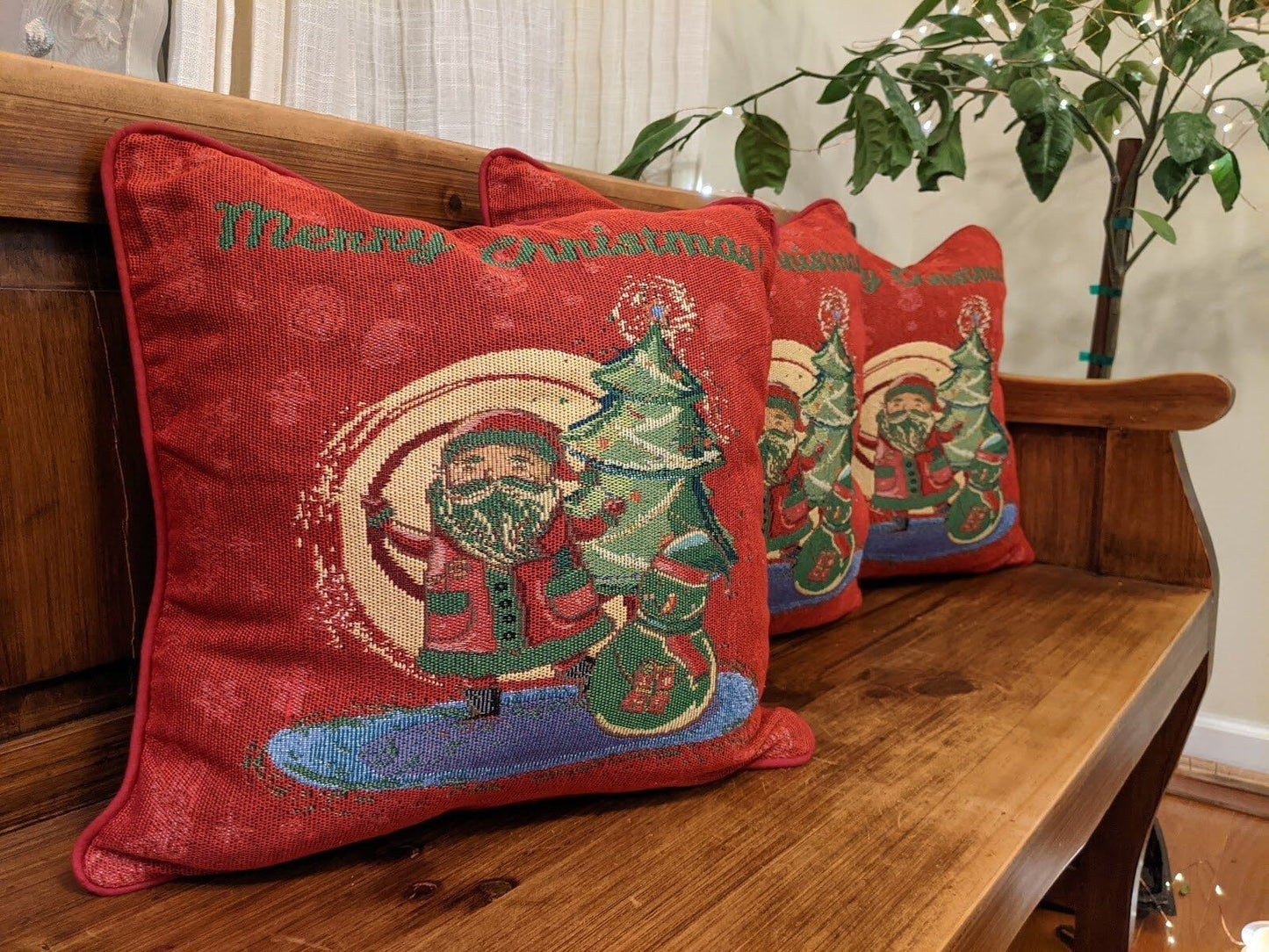 Red Santa Claus Holiday Table Tapestry Set of 8 Pieces - Placemats Runners Pillow Covers