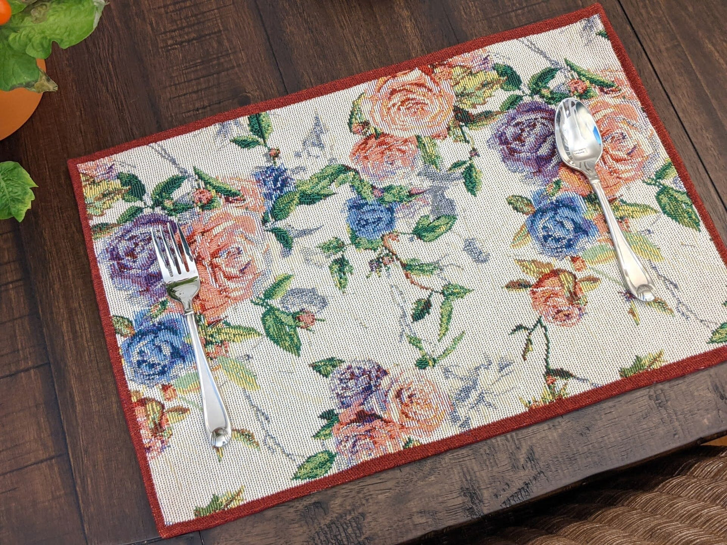 Set of 4-Pieces Vintage Romantic Roses Lovely Pink Floral Tapestry Placemats