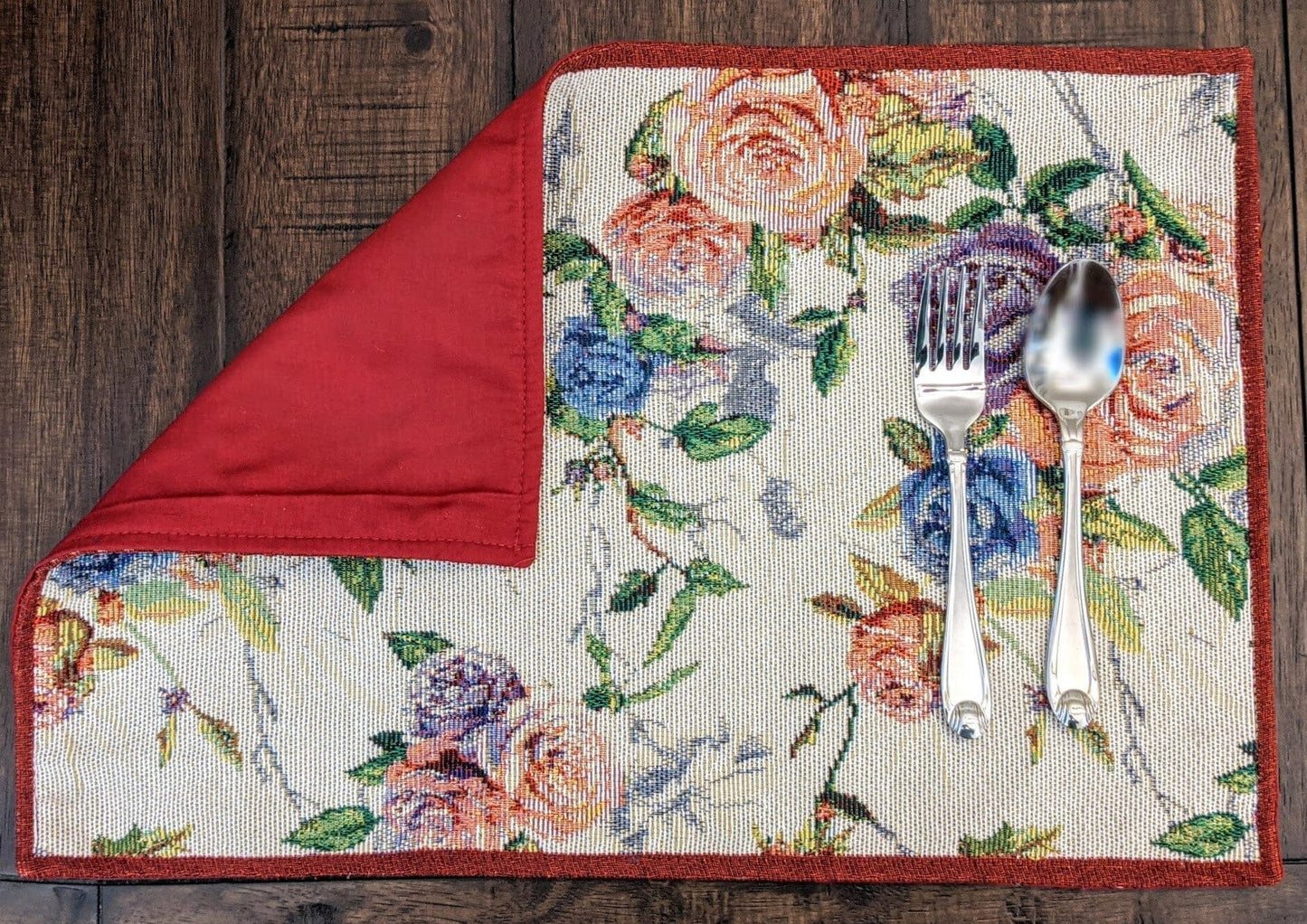 Set of 4-Pieces Vintage Romantic Roses Lovely Pink Floral Tapestry Placemats