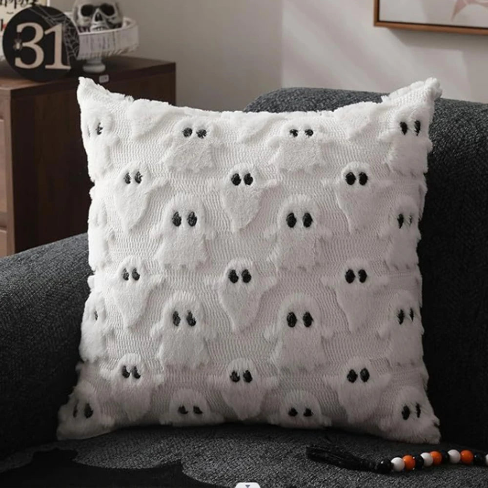 BUYNOW Halloween Quilting Throw Pillow Covers Traditional Style Soft Plush Geometric Ghost Halloween Pillow Cover Home Decor