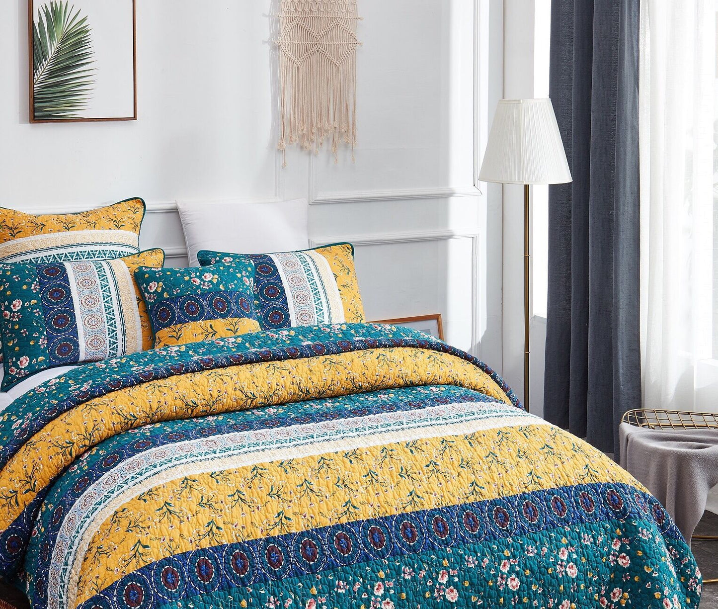 Bohemian Patchwork Bed of Wild Flowers Floral Gardenia Green Bedspread Set