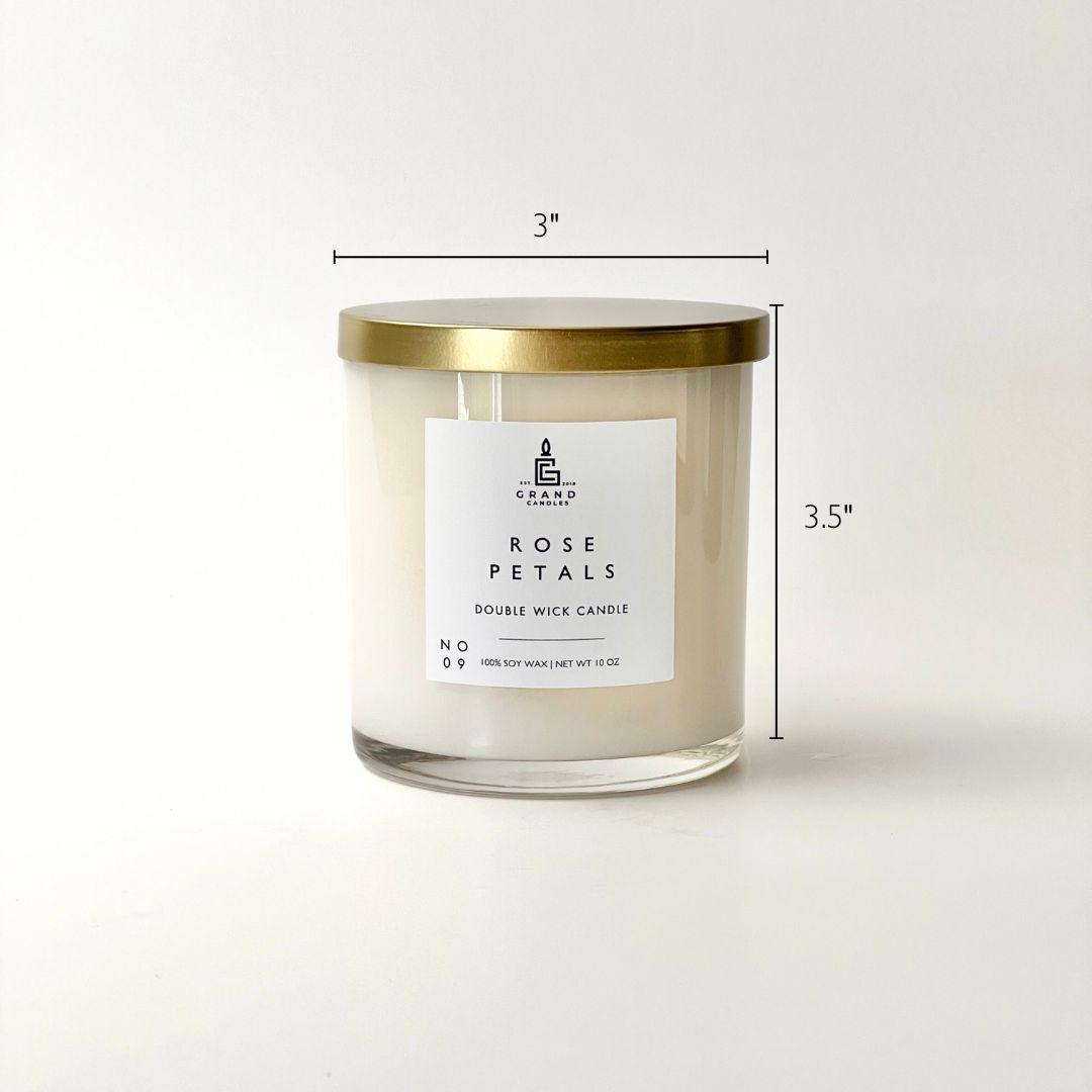 Rose Petals Romance Candle - Classic Floral Elegance