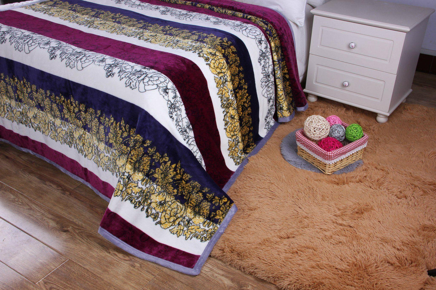 Botanical Floral Striped Carnations Mink Flannel Fleece Throw Blanket