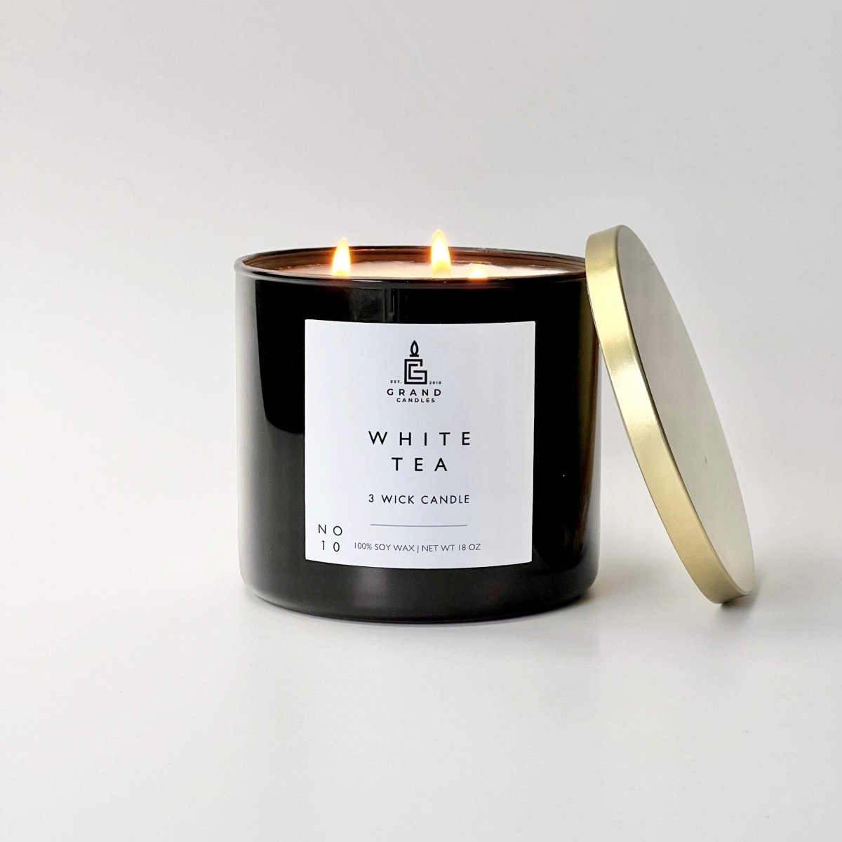 White Tea Tranquility Candle - Spa-Inspired Serenity